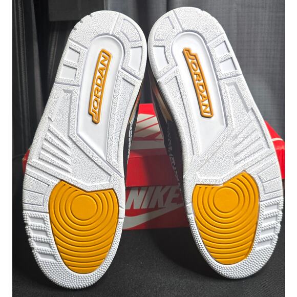 Nike Air Jordan Legacy 312 Low White Black Tour Yellow Mens sz 11 - Picture 7 of 8